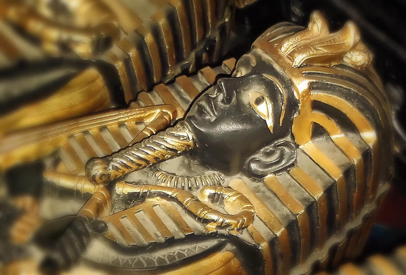 الكشف عن مقتل مومياء مصرية قبل 2600 عام
