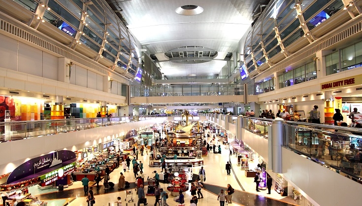 دبي تستضيف المسافرين العالقين في فنادقها لحين إتمام إجراءاتهم
