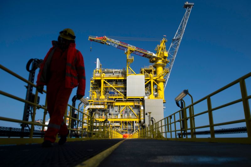 Coronavirus: 30,000 jobs could be lost in UK oil and gas industry
