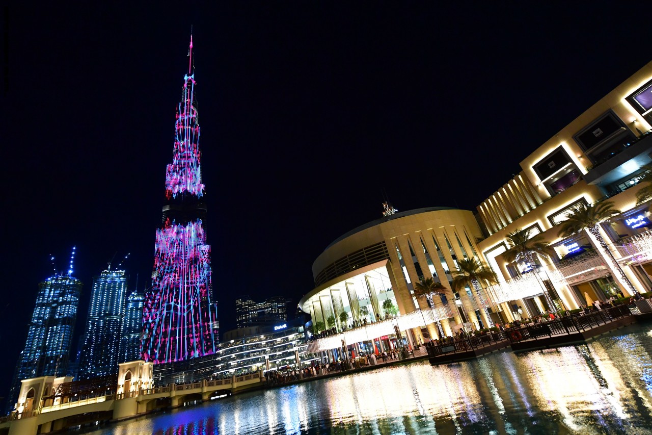 دبي تطلق “أطول صندوق تبرعات في العالم”