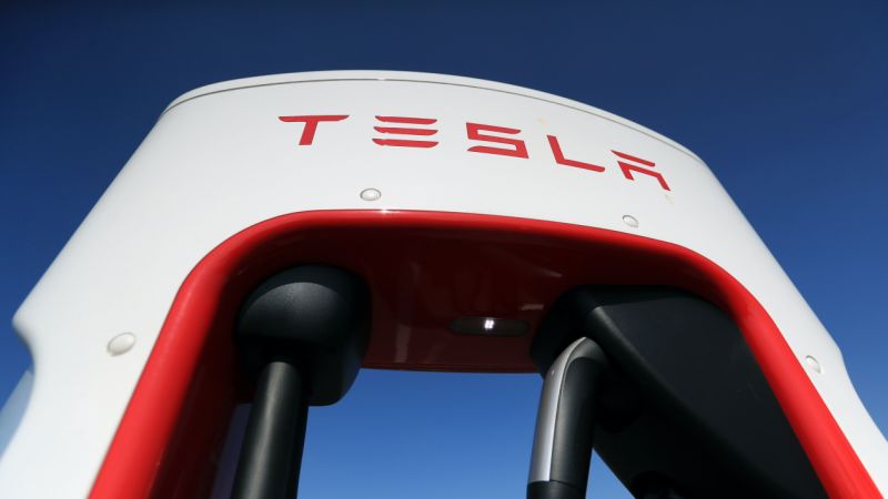 Tesla applies to generate electricity in UK