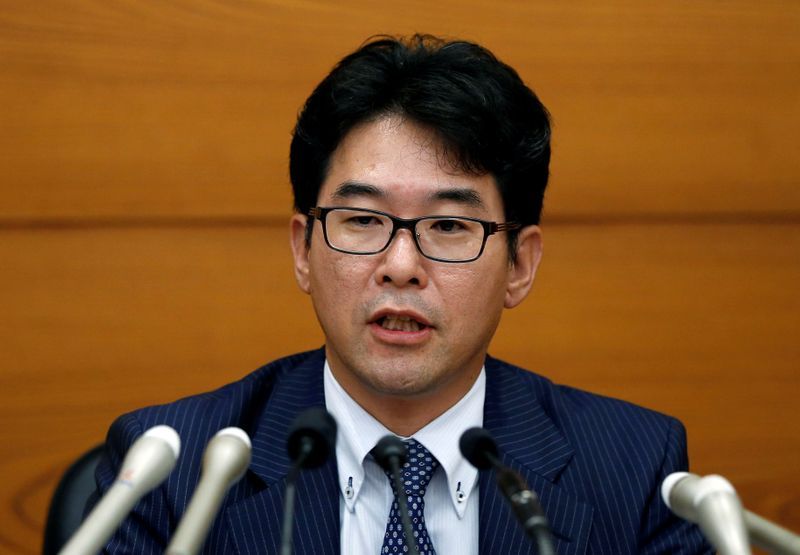 كاتاوكا يحث بنك اليابان على تقديم تسهيلات أكثر جرأة لمحاربة مخاطر الانكماش