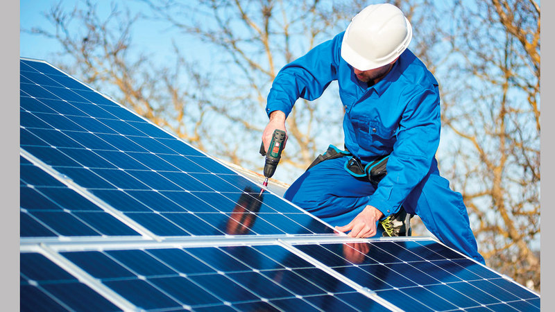 مادة جديدة ترفع كفاءة ألواح توليد الطاقة الشمسية