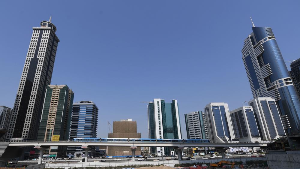 «اقتصادية دبي» تكرّم تميز الأعمال والصناعة الذكية