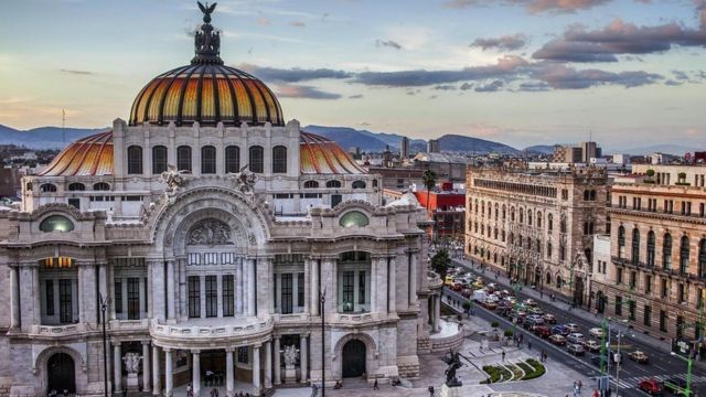 مكسيكو سيتي تقيم احتفالا بمناسبة مرور 500 عام على تأسيسها