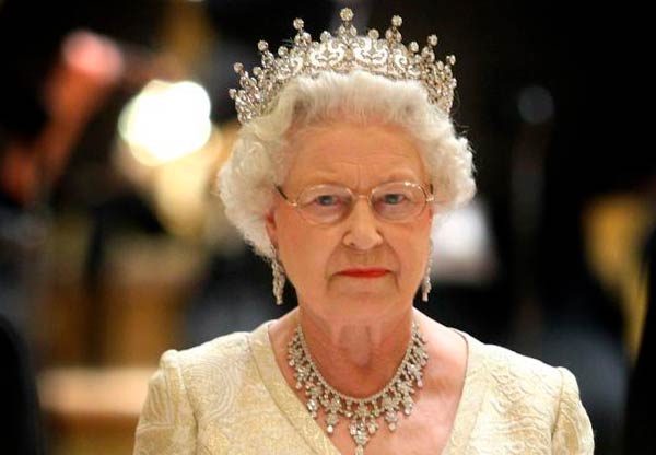 تعرف على حجم ثروة الملكة “إليزابيث الثانية” خلال عام 2020