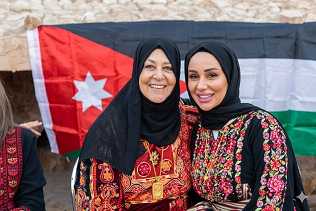 photo 5985790741441088682 y - زاجل نيوز