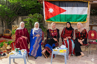 photo 5985790741441088683 y - زاجل نيوز