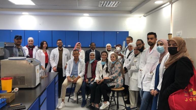 26 رياديا يتلقون تدريباً ضمن مشروع إقليمي في جامعة عمان الأهلية