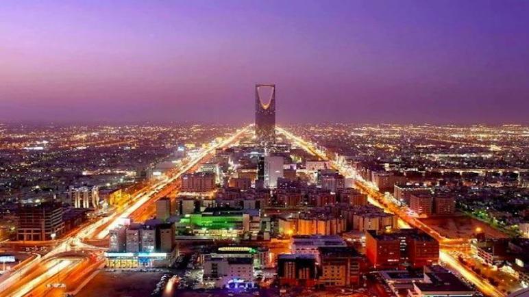السعودية تكثف حملتها على اقتصاد الظل