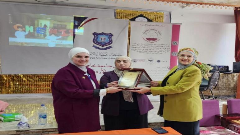 آداب وعلوم عمان الاهلية تواصل عقد الورش التدريبية لمعلمي المدارس