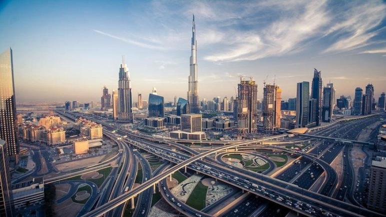 تعافي الاقتصاد الإماراتي من الوباء