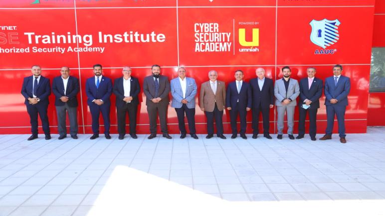 افتتاح مركز الامن السيبراني بجامعة عمان الاهلية بالتعاون مع شركة أمنية و Fortinet