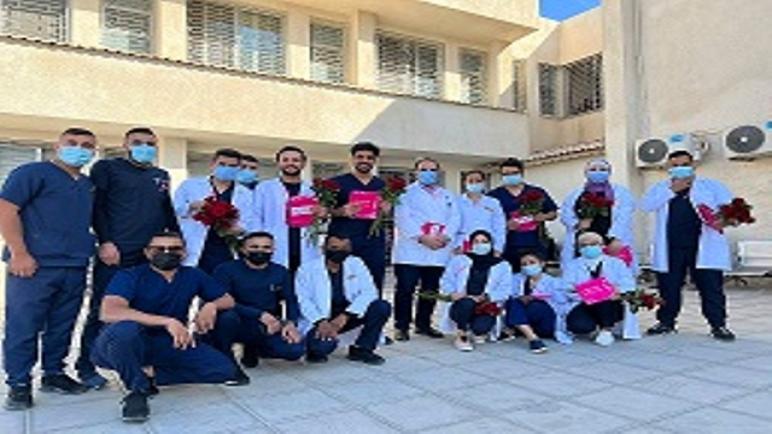 طلبة تمريض عمان الأهلية ينظمون يوما تطوعيا في “عين الباشا”