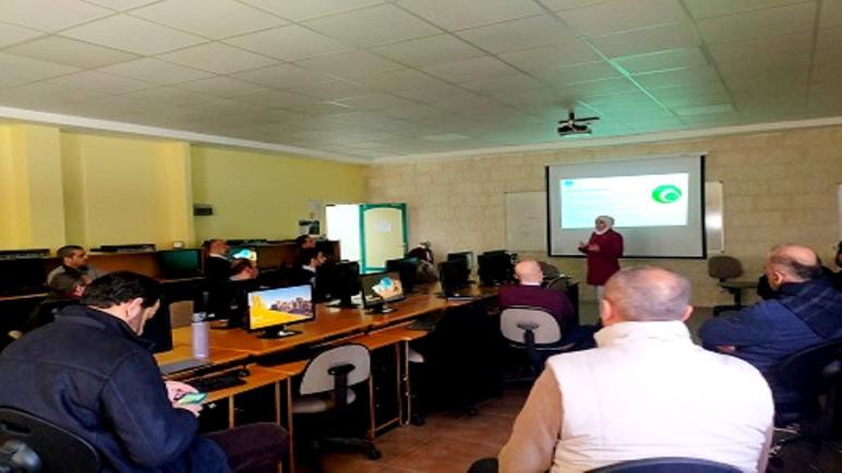 كلية تقنية المعلومات في عمان الأهلية تنظم ورشة عمل حول الوعي في الأمن السيبراني