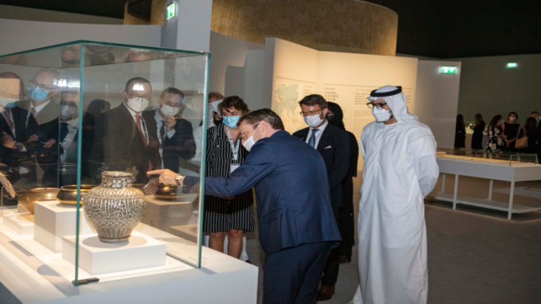 متحف اللوفر أبوظبي يعرض الروابط الثقافية التاريخية بين الصين والعالم الإسلامي